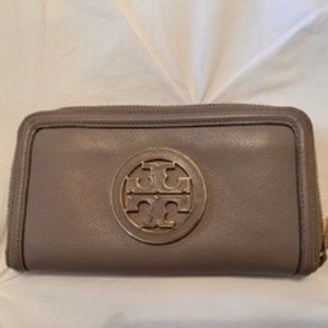 Tory Burch Wallet